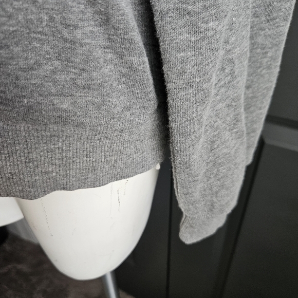 Disney Holiday Mickey Mouse Womens Heather Gray Sweatshirt Sz Medium - Picture 3 of 7